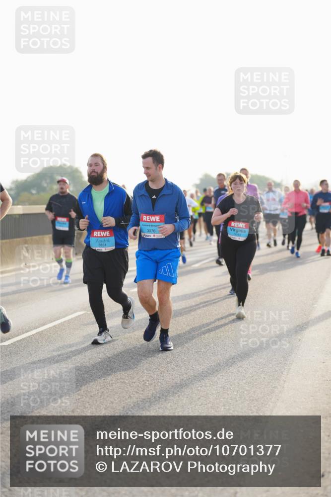 03.10.2026 - Köhlbrandbrückenlauf LAZAROV Photography http://msf.ph/oto/10701377 03.10.2026 09:25:30 Position 3 3831, 3076, 3043 meine-sportfotos.de