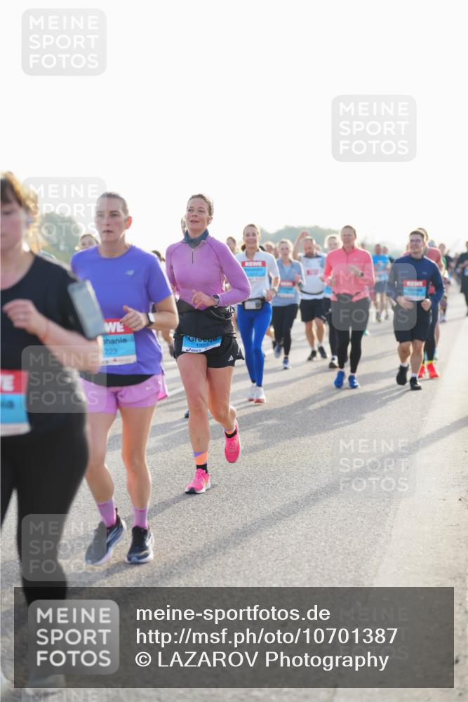 03.10.2026 - Köhlbrandbrückenlauf LAZAROV Photography http://msf.ph/oto/10701387 03.10.2026 09:25:33 Position 3 223, 1323 meine-sportfotos.de