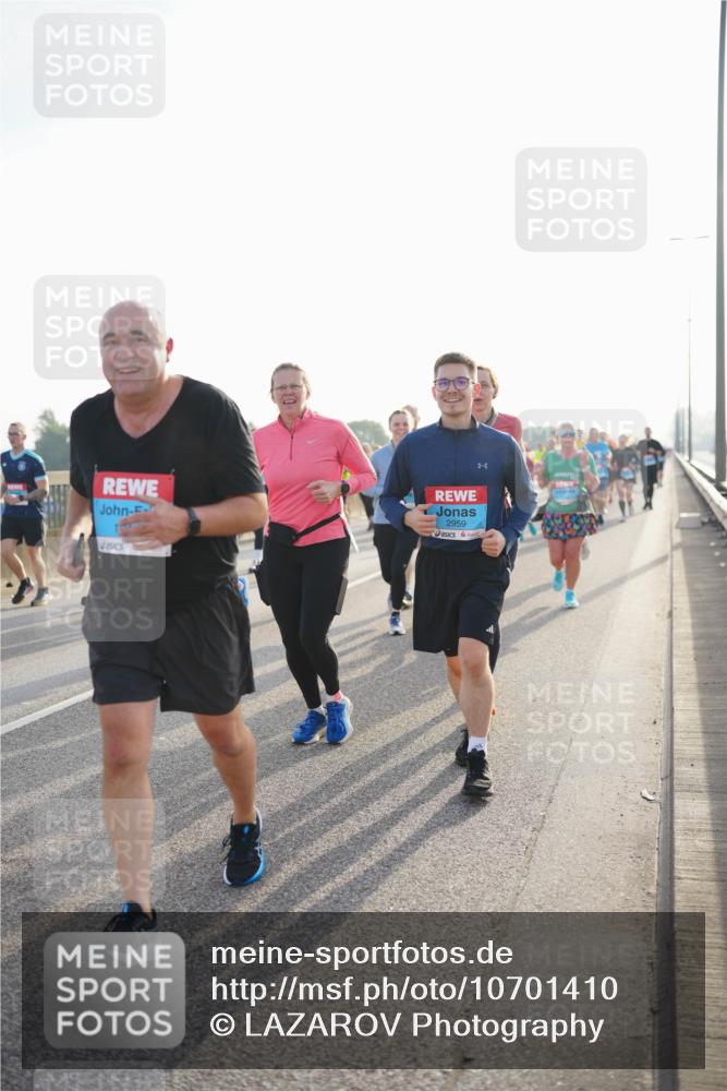 03.10.2026 - Köhlbrandbrückenlauf LAZAROV Photography http://msf.ph/oto/10701410 03.10.2026 09:25:38 Position 3 1, 2959 meine-sportfotos.de