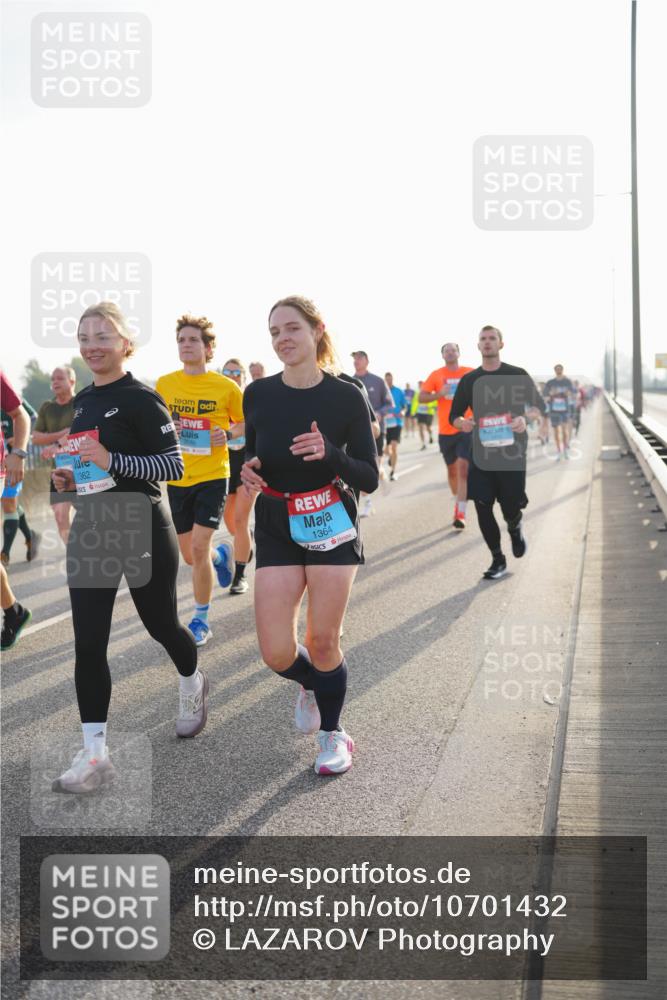 03.10.2026 - Köhlbrandbrückenlauf LAZAROV Photography http://msf.ph/oto/10701432 03.10.2026 09:25:44 Position 3 1362, 1364 meine-sportfotos.de