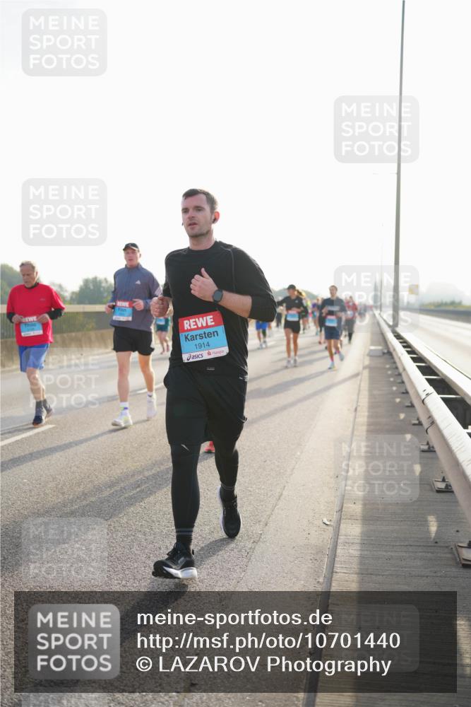 03.10.2026 - Köhlbrandbrückenlauf LAZAROV Photography http://msf.ph/oto/10701440 03.10.2026 09:25:45 Position 3 1914 meine-sportfotos.de