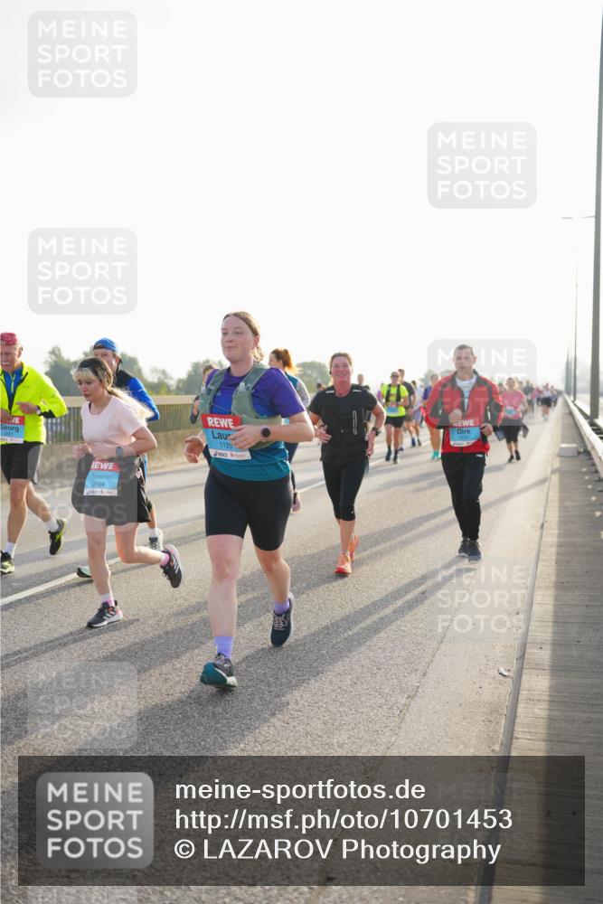 03.10.2026 - Köhlbrandbrückenlauf LAZAROV Photography http://msf.ph/oto/10701453 03.10.2026 09:25:52 Position 3 3854, 1125 meine-sportfotos.de