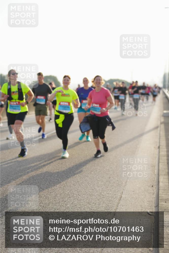 03.10.2026 - Köhlbrandbrückenlauf LAZAROV Photography http://msf.ph/oto/10701463 03.10.2026 09:25:55 Position 3  meine-sportfotos.de