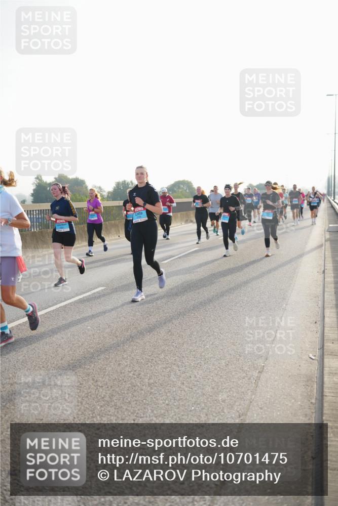 03.10.2026 - Köhlbrandbrückenlauf LAZAROV Photography http://msf.ph/oto/10701475 03.10.2026 09:25:58 Position 3  meine-sportfotos.de
