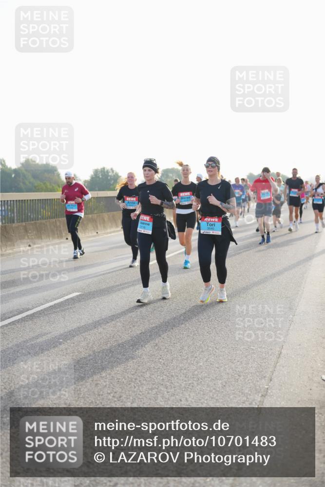 03.10.2026 - Köhlbrandbrückenlauf LAZAROV Photography http://msf.ph/oto/10701483 03.10.2026 09:26:00 Position 3 3116, 3040 meine-sportfotos.de