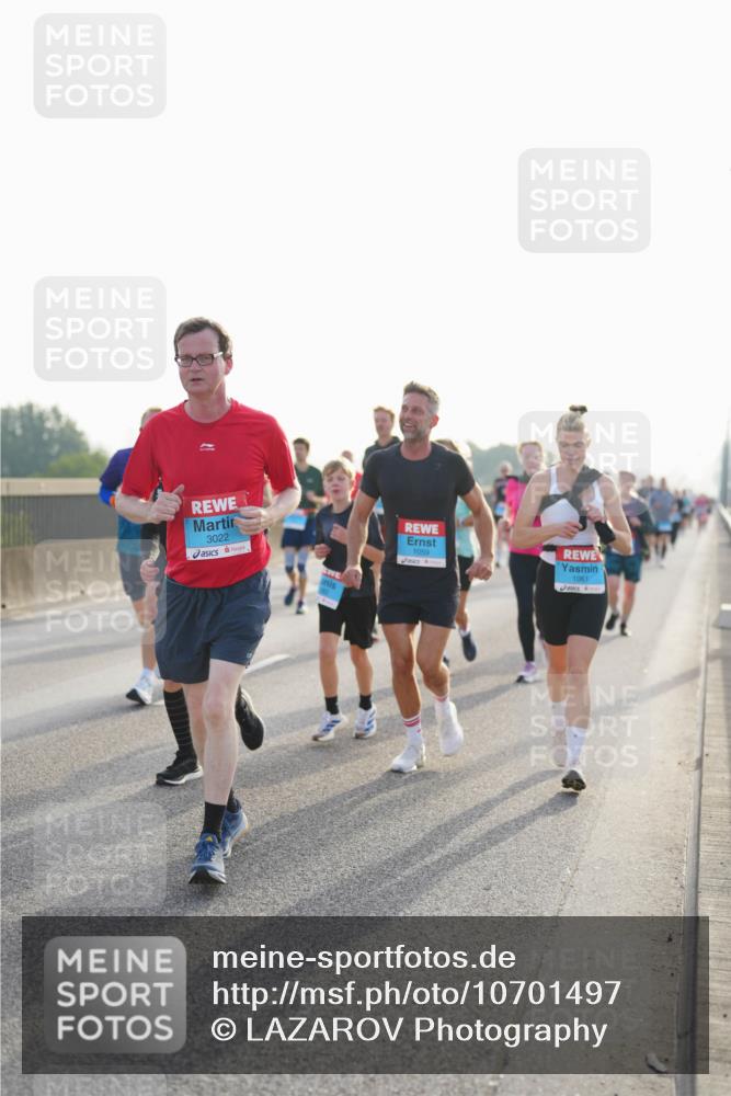 03.10.2026 - Köhlbrandbrückenlauf LAZAROV Photography http://msf.ph/oto/10701497 03.10.2026 09:26:04 Position 3 3022, 1059, 6, 1061 meine-sportfotos.de