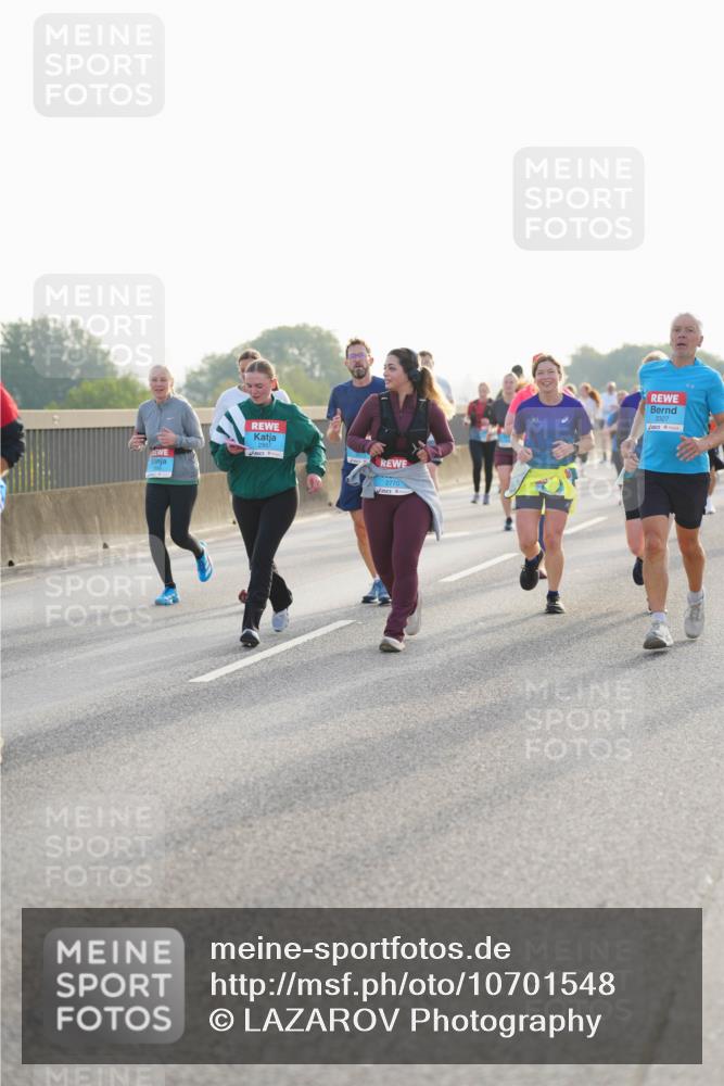03.10.2026 - Köhlbrandbrückenlauf LAZAROV Photography http://msf.ph/oto/10701548 03.10.2026 09:26:20 Position 3 2770, 3327 meine-sportfotos.de