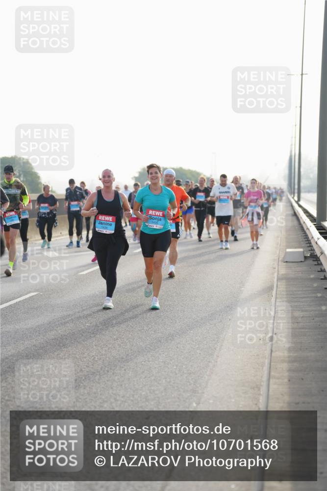 03.10.2026 - Köhlbrandbrückenlauf LAZAROV Photography http://msf.ph/oto/10701568 03.10.2026 09:26:23 Position 3 1436, 1435 meine-sportfotos.de