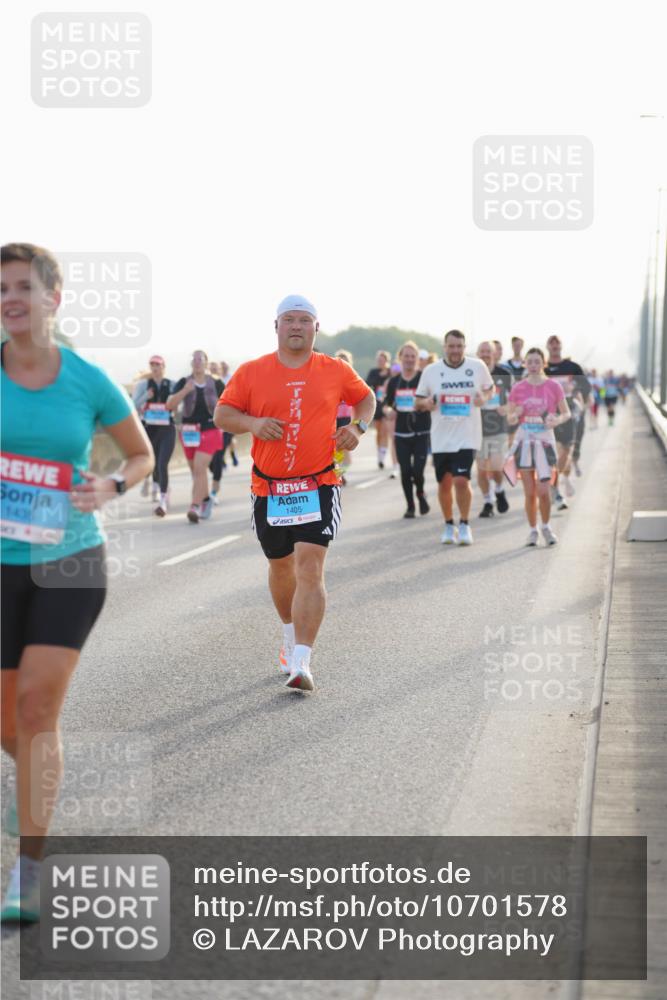 03.10.2026 - Köhlbrandbrückenlauf LAZAROV Photography http://msf.ph/oto/10701578 03.10.2026 09:26:26 Position 3 1435, 1405 meine-sportfotos.de
