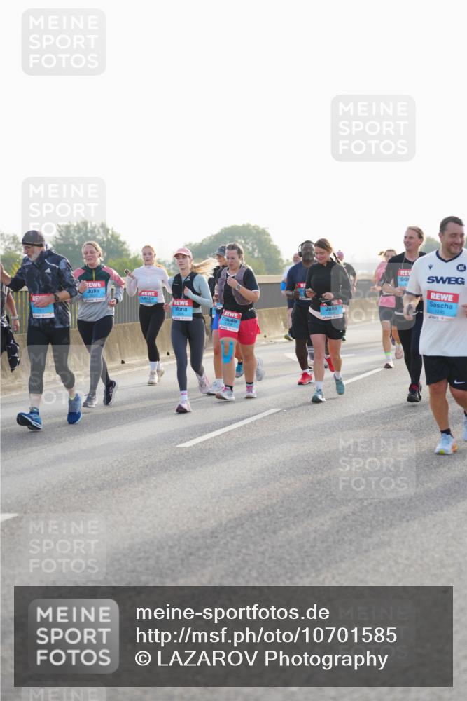 03.10.2026 - Köhlbrandbrückenlauf LAZAROV Photography http://msf.ph/oto/10701585 03.10.2026 09:26:29 Position 3 1751, 1245 meine-sportfotos.de