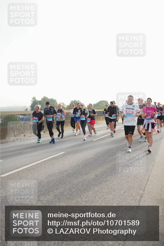 03.10.2026 - Köhlbrandbrückenlauf LAZAROV Photography http://msf.ph/oto/10701589 03.10.2026 09:26:30 Position 3  meine-sportfotos.de