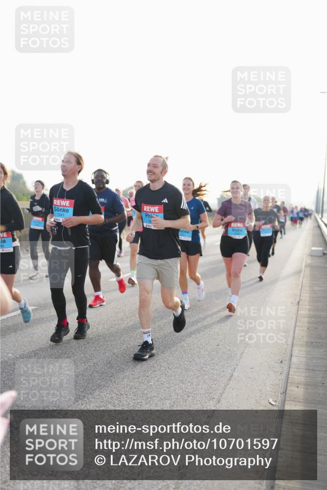 03.10.2026 - Köhlbrandbrückenlauf LAZAROV Photography http://msf.ph/oto/10701597 03.10.2026 09:26:33 Position 3 40, 1341 meine-sportfotos.de