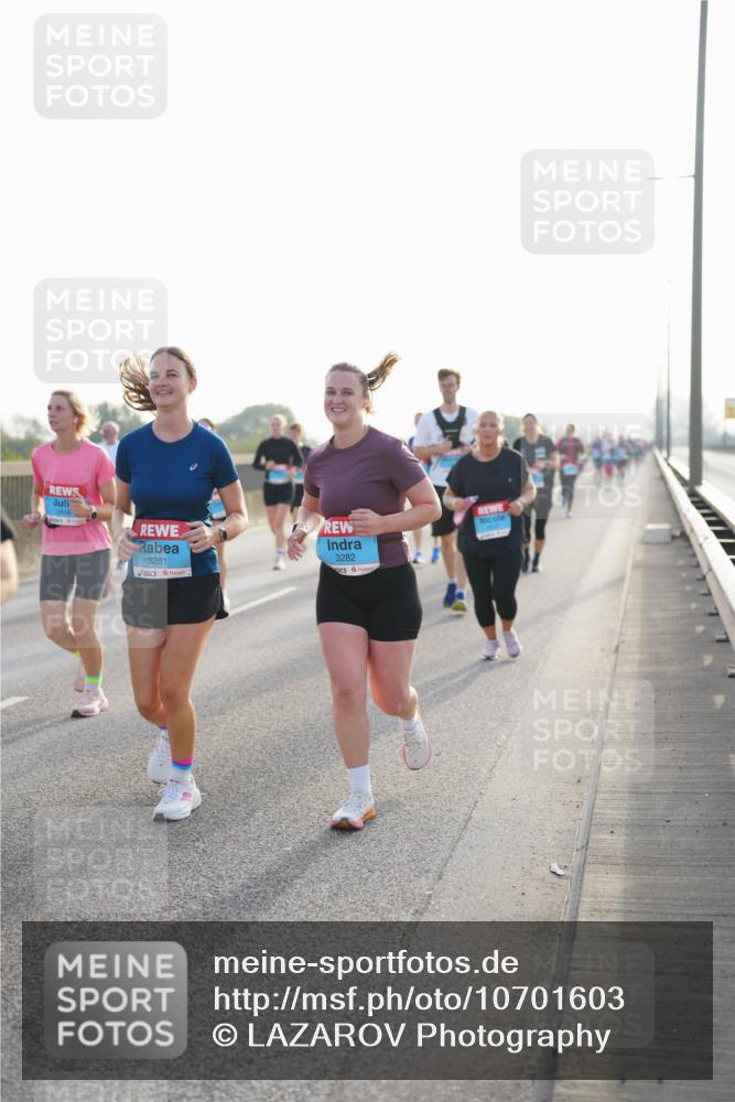 03.10.2026 - Köhlbrandbrückenlauf LAZAROV Photography http://msf.ph/oto/10701603 03.10.2026 09:26:34 Position 3 3458, 3281, 3282 meine-sportfotos.de