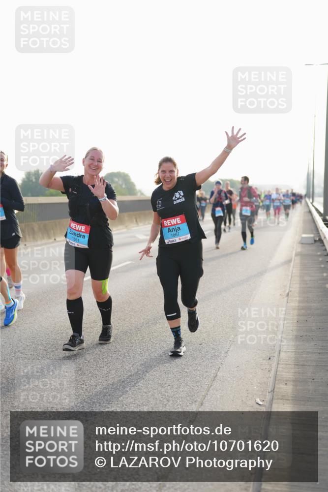 03.10.2026 - Köhlbrandbrückenlauf LAZAROV Photography http://msf.ph/oto/10701620 03.10.2026 09:26:38 Position 3 1861, 1867 meine-sportfotos.de