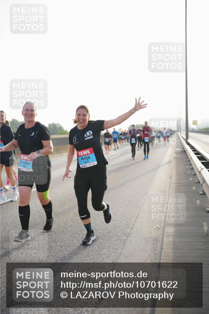 03.10.2026 - Köhlbrandbrückenlauf LAZAROV Photography http://msf.ph/oto/10701622 03.10.2026 09:26:38 Position 3 1861, 1867 meine-sportfotos.de