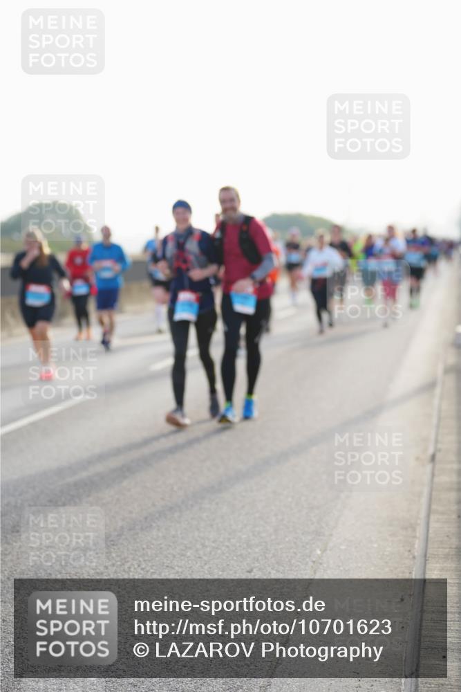 03.10.2026 - Köhlbrandbrückenlauf LAZAROV Photography http://msf.ph/oto/10701623 03.10.2026 09:26:40 Position 3  meine-sportfotos.de