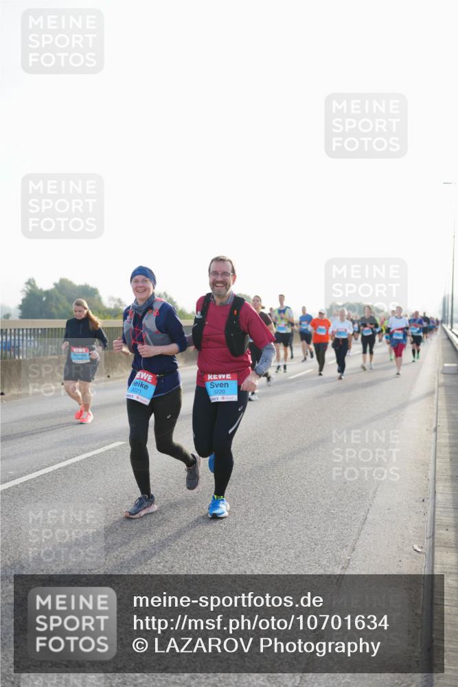 03.10.2026 - Köhlbrandbrückenlauf LAZAROV Photography http://msf.ph/oto/10701634 03.10.2026 09:26:42 Position 3 3221, 3220 meine-sportfotos.de