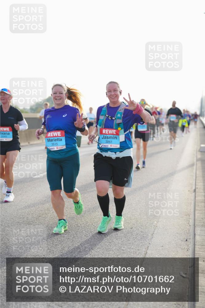 03.10.2026 - Köhlbrandbrückenlauf LAZAROV Photography http://msf.ph/oto/10701662 03.10.2026 09:26:50 Position 3 2543, 3515, 3261 meine-sportfotos.de