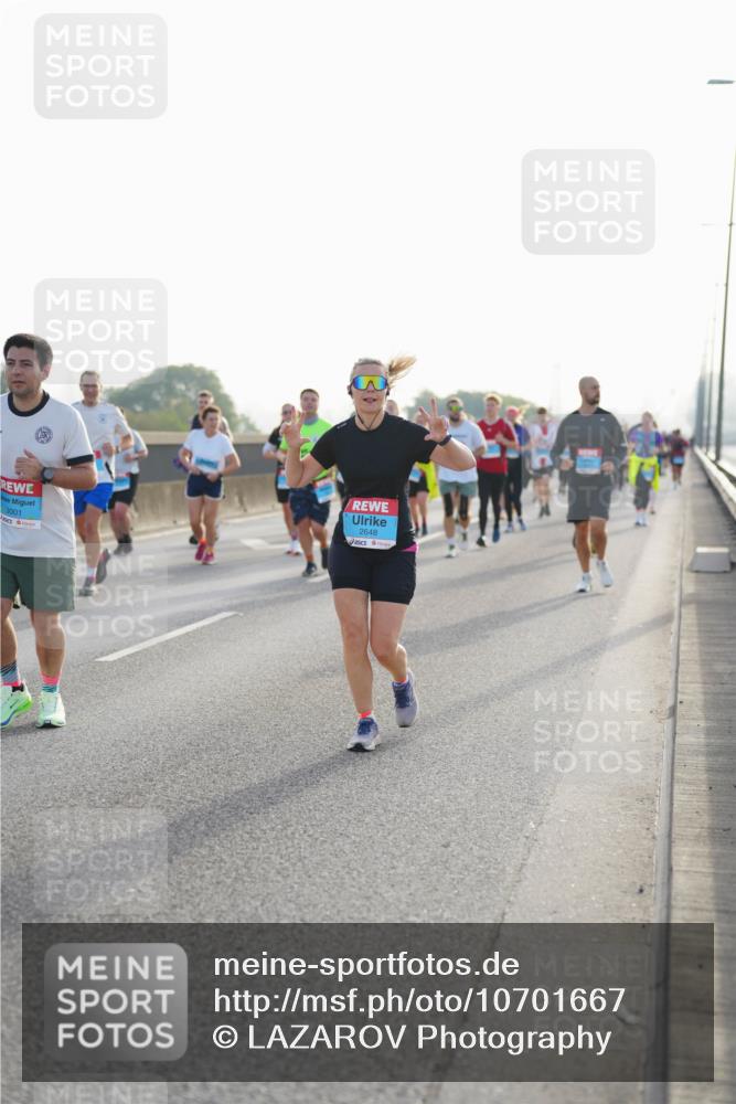 03.10.2026 - Köhlbrandbrückenlauf LAZAROV Photography http://msf.ph/oto/10701667 03.10.2026 09:26:51 Position 3 3001, 2648 meine-sportfotos.de