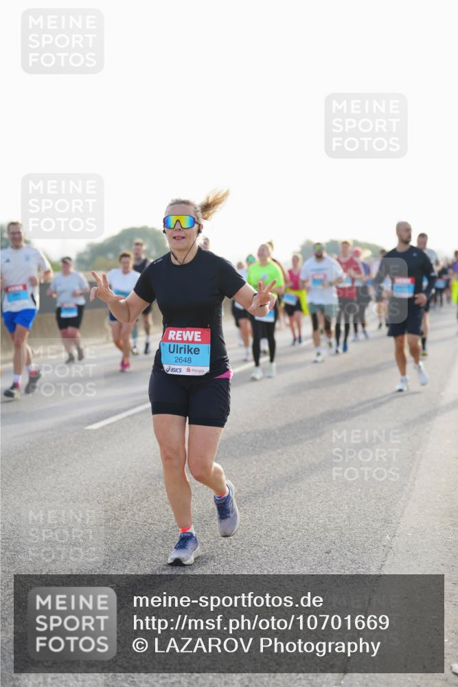 03.10.2026 - Köhlbrandbrückenlauf LAZAROV Photography http://msf.ph/oto/10701669 03.10.2026 09:26:52 Position 3 2648 meine-sportfotos.de