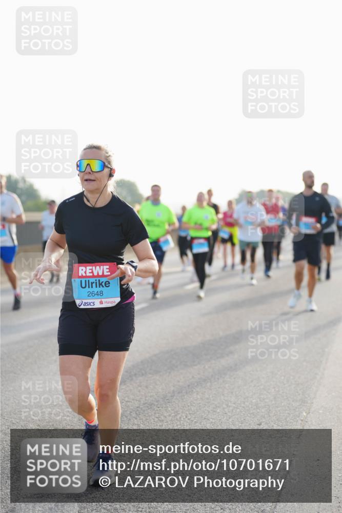 03.10.2026 - Köhlbrandbrückenlauf LAZAROV Photography http://msf.ph/oto/10701671 03.10.2026 09:26:52 Position 3 2648 meine-sportfotos.de