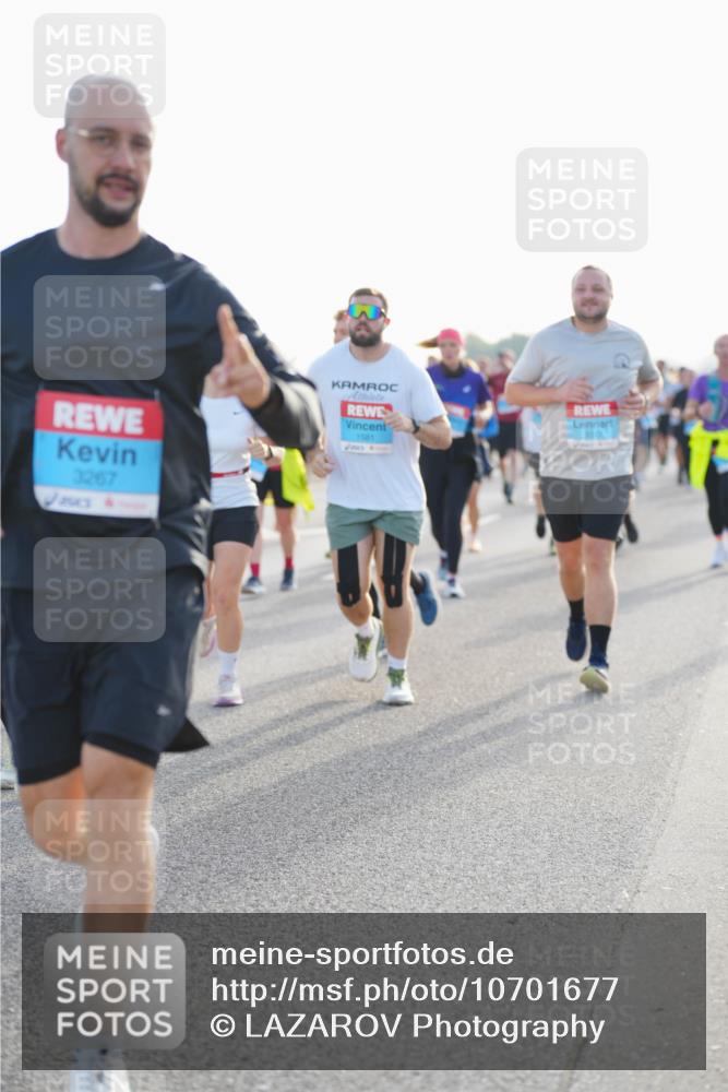 03.10.2026 - Köhlbrandbrückenlauf LAZAROV Photography http://msf.ph/oto/10701677 03.10.2026 09:26:55 Position 3 3267 meine-sportfotos.de