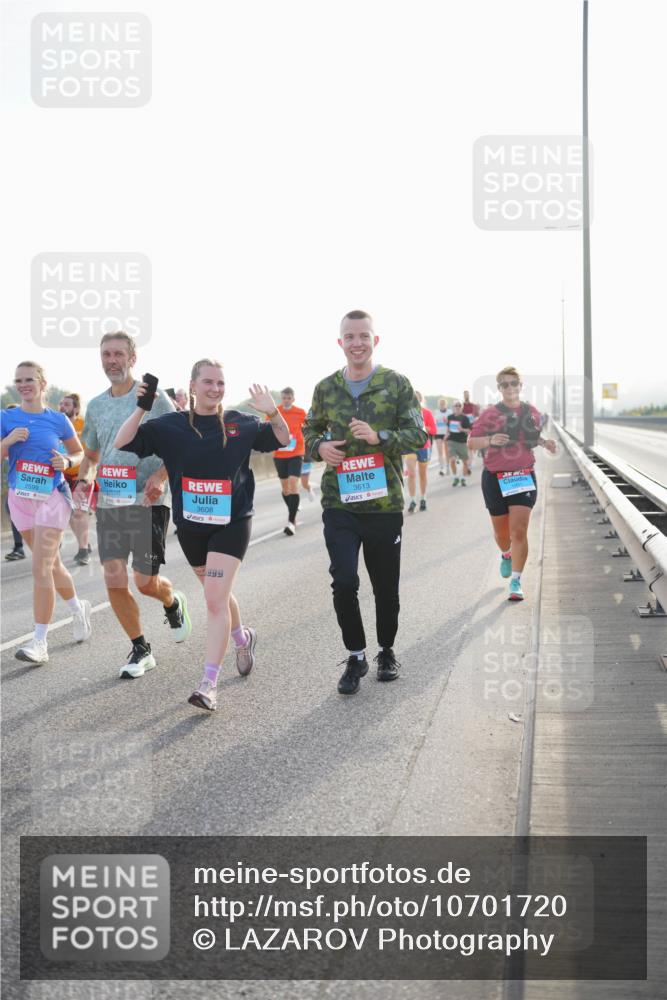 03.10.2026 - Köhlbrandbrückenlauf LAZAROV Photography http://msf.ph/oto/10701720 03.10.2026 09:27:09 Position 3 2599, 2598, 3608, 3613, 1999 meine-sportfotos.de