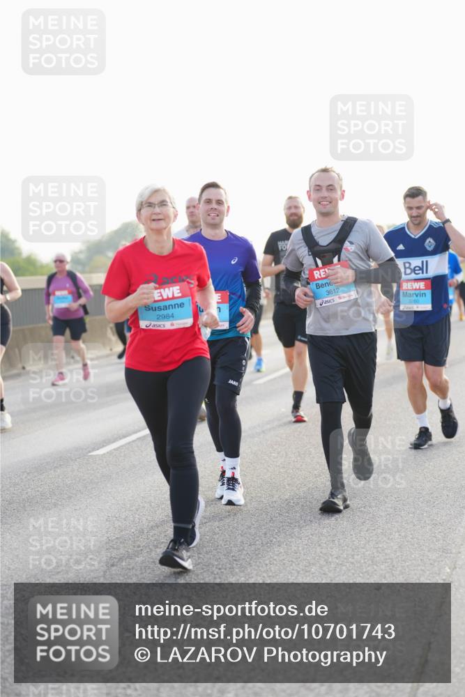 03.10.2026 - Köhlbrandbrückenlauf LAZAROV Photography http://msf.ph/oto/10701743 03.10.2026 09:27:18 Position 3 2984, 3612, 3260 meine-sportfotos.de