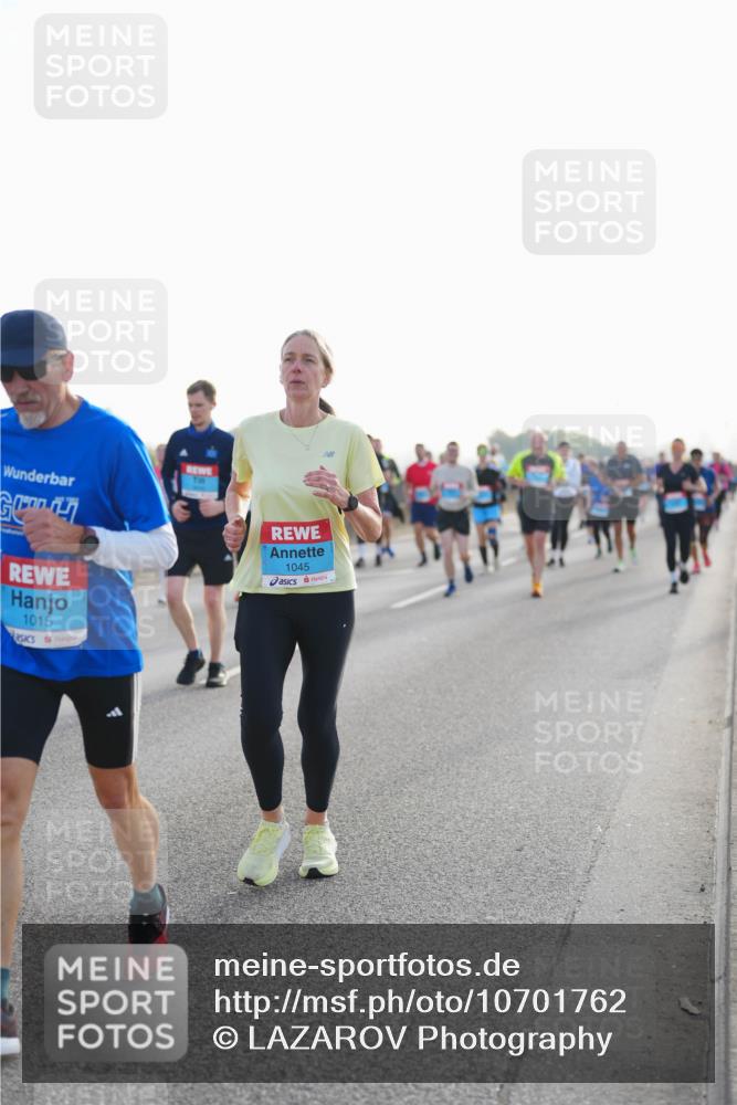 03.10.2026 - Köhlbrandbrückenlauf LAZAROV Photography http://msf.ph/oto/10701762 03.10.2026 09:27:24 Position 3 1015, 1045 meine-sportfotos.de