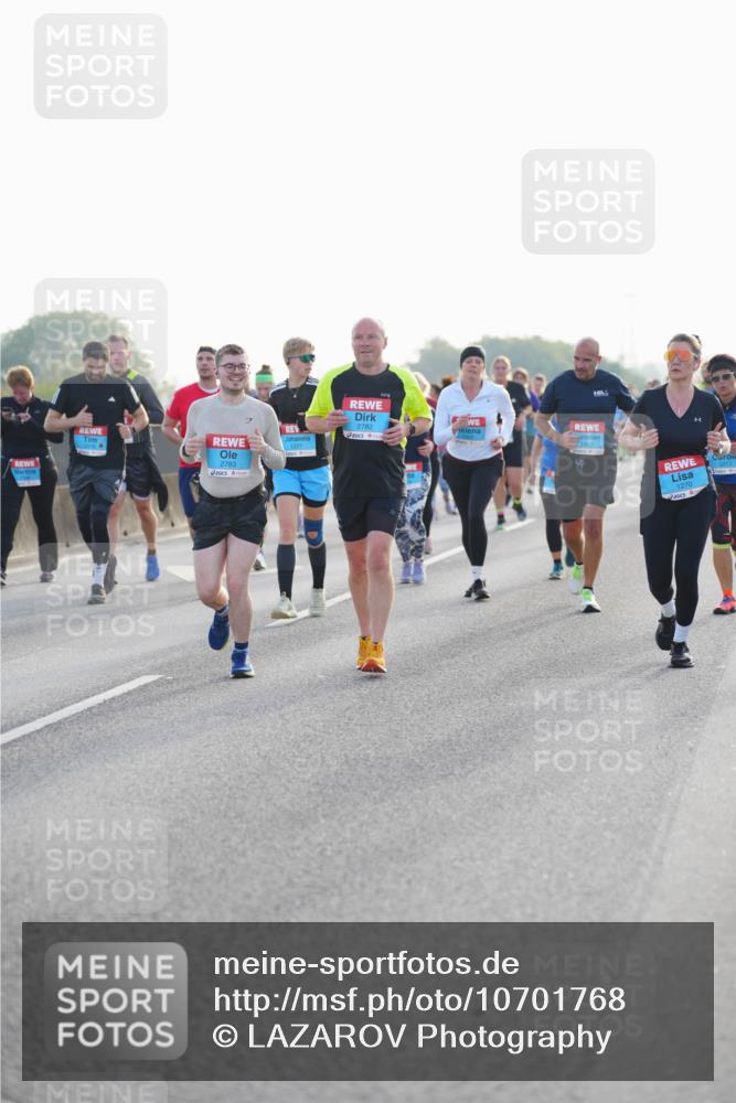 03.10.2026 - Köhlbrandbrückenlauf LAZAROV Photography http://msf.ph/oto/10701768 03.10.2026 09:27:25 Position 3 2783, 2782, 1270 meine-sportfotos.de