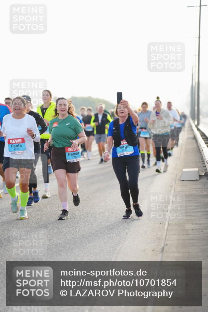 03.10.2026 - Köhlbrandbrückenlauf LAZAROV Photography http://msf.ph/oto/10701854 03.10.2026 09:27:47 Position 3 3223, 1706, 3514 meine-sportfotos.de