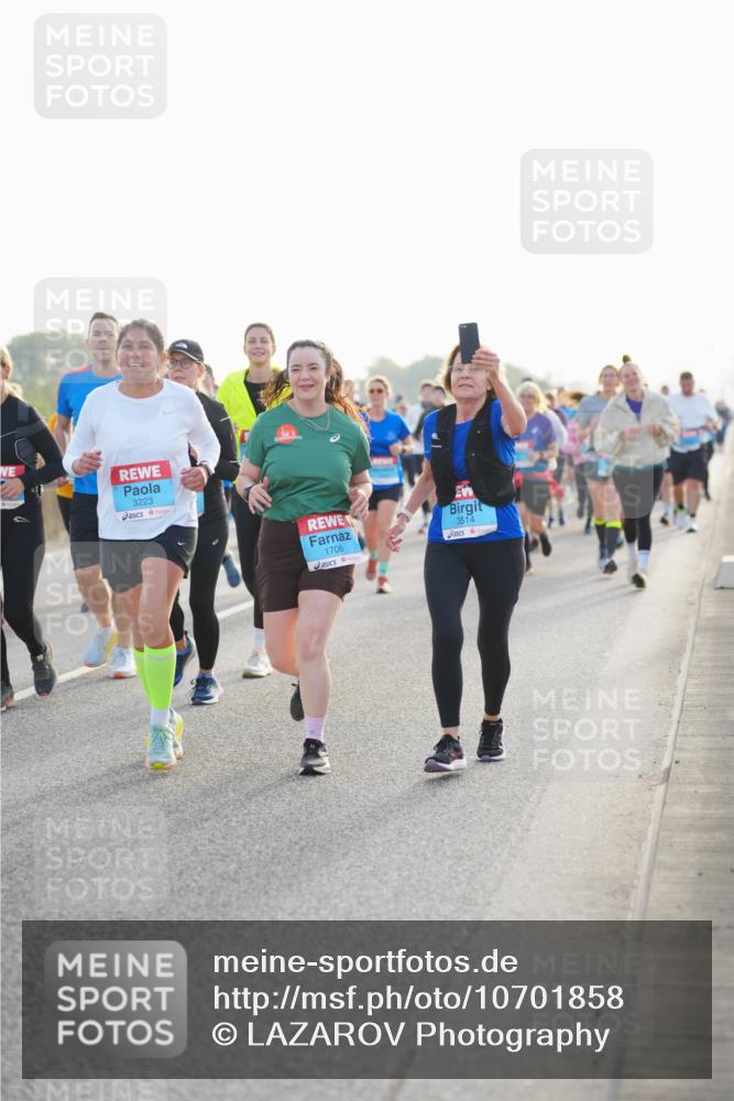 03.10.2026 - Köhlbrandbrückenlauf LAZAROV Photography http://msf.ph/oto/10701858 03.10.2026 09:27:48 Position 3 3223, 1706, 3514 meine-sportfotos.de