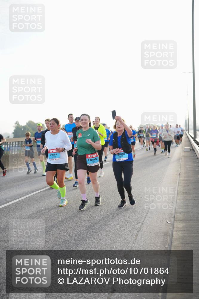 03.10.2026 - Köhlbrandbrückenlauf LAZAROV Photography http://msf.ph/oto/10701864 03.10.2026 09:27:50 Position 3 3223, 1706, 3514 meine-sportfotos.de