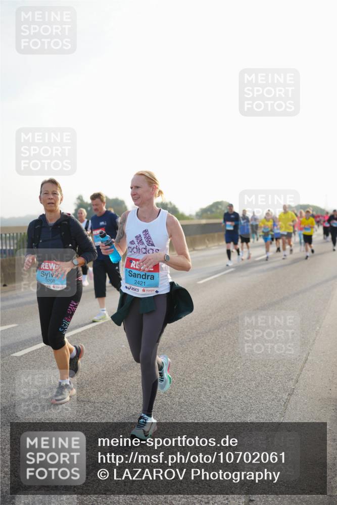 03.10.2026 - Köhlbrandbrückenlauf LAZAROV Photography http://msf.ph/oto/10702061 03.10.2026 09:28:49 Position 3 3208, 2421 meine-sportfotos.de