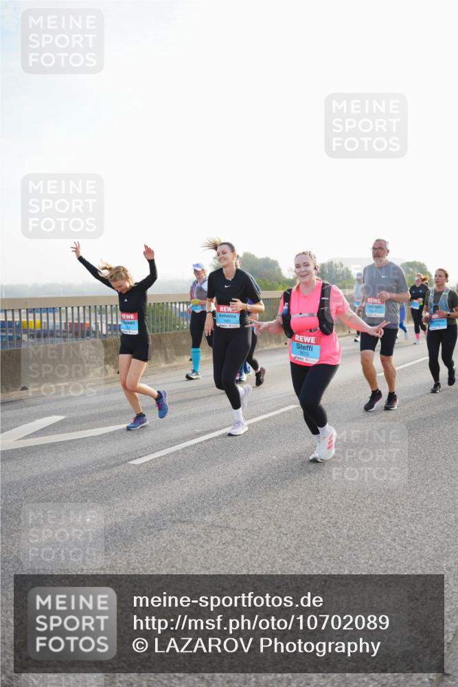 03.10.2026 - Köhlbrandbrückenlauf LAZAROV Photography http://msf.ph/oto/10702089 03.10.2026 09:28:58 Position 3  meine-sportfotos.de