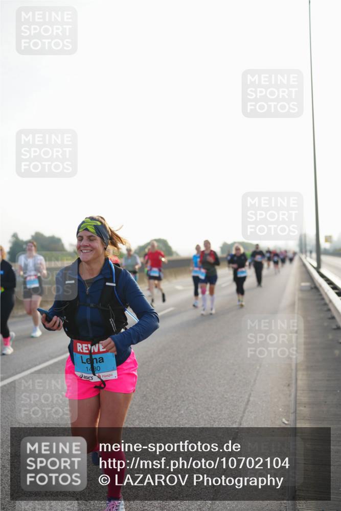 03.10.2026 - Köhlbrandbrückenlauf LAZAROV Photography http://msf.ph/oto/10702104 03.10.2026 09:29:02 Position 3 14, 0 meine-sportfotos.de