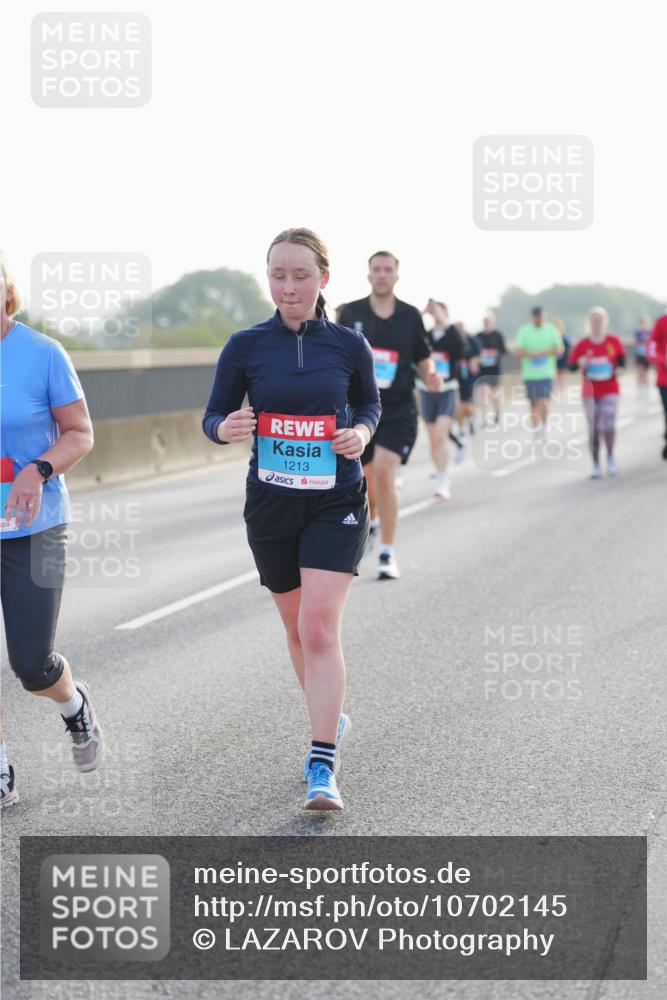 03.10.2026 - Köhlbrandbrückenlauf LAZAROV Photography http://msf.ph/oto/10702145 03.10.2026 09:29:14 Position 3 1213 meine-sportfotos.de