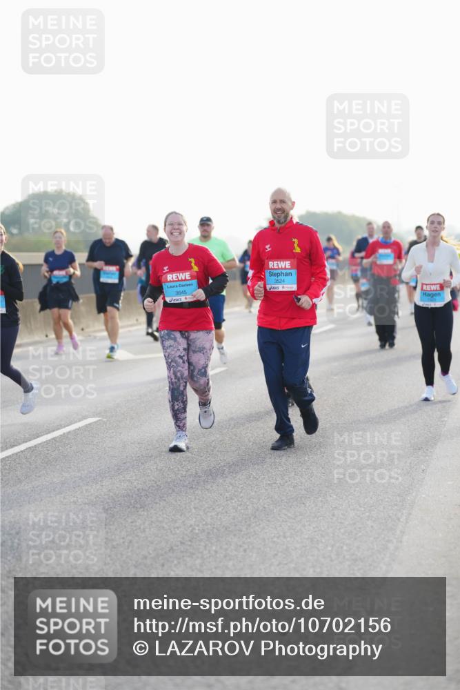 03.10.2026 - Köhlbrandbrückenlauf LAZAROV Photography http://msf.ph/oto/10702156 03.10.2026 09:29:18 Position 3 3645, 3524 meine-sportfotos.de