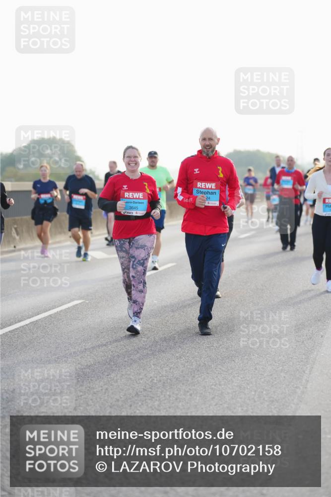 03.10.2026 - Köhlbrandbrückenlauf LAZAROV Photography http://msf.ph/oto/10702158 03.10.2026 09:29:18 Position 3 3645, 24 meine-sportfotos.de