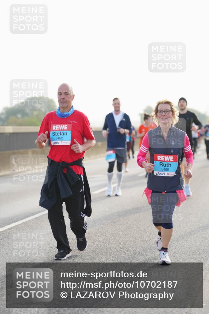 03.10.2026 - Köhlbrandbrückenlauf LAZAROV Photography http://msf.ph/oto/10702187 03.10.2026 09:29:25 Position 3 3462, 3465 meine-sportfotos.de