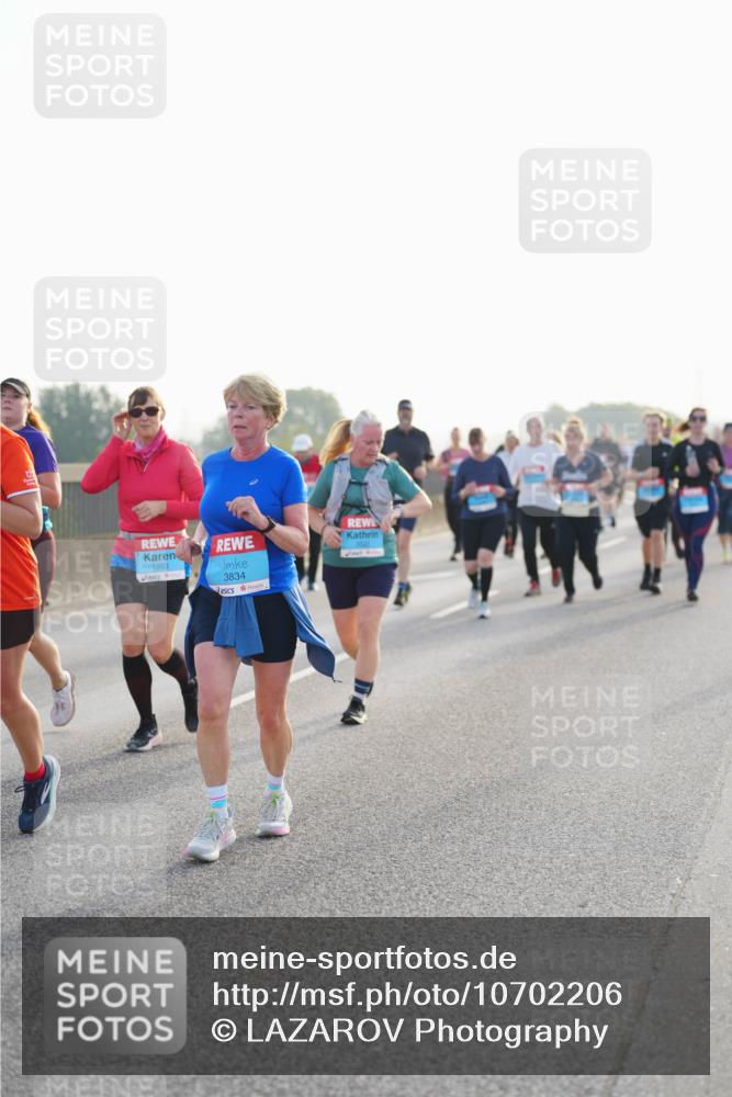 03.10.2026 - Köhlbrandbrückenlauf LAZAROV Photography http://msf.ph/oto/10702206 03.10.2026 09:29:31 Position 3 1993, 3834 meine-sportfotos.de