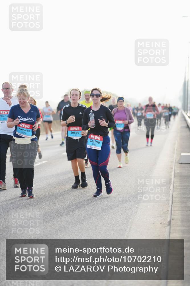 03.10.2026 - Köhlbrandbrückenlauf LAZAROV Photography http://msf.ph/oto/10702210 03.10.2026 09:29:34 Position 3 3205, 3204, 3190, 3583 meine-sportfotos.de