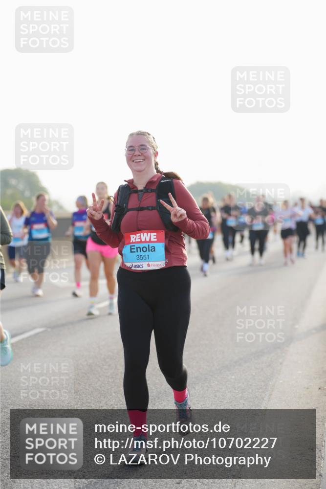 03.10.2026 - Köhlbrandbrückenlauf LAZAROV Photography http://msf.ph/oto/10702227 03.10.2026 09:29:42 Position 3 3551 meine-sportfotos.de