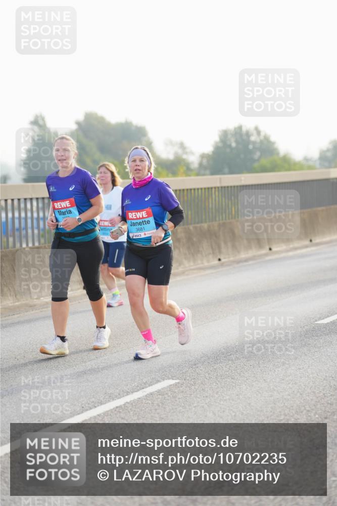03.10.2026 - Köhlbrandbrückenlauf LAZAROV Photography http://msf.ph/oto/10702235 03.10.2026 09:29:47 Position 3 3681, 26 meine-sportfotos.de