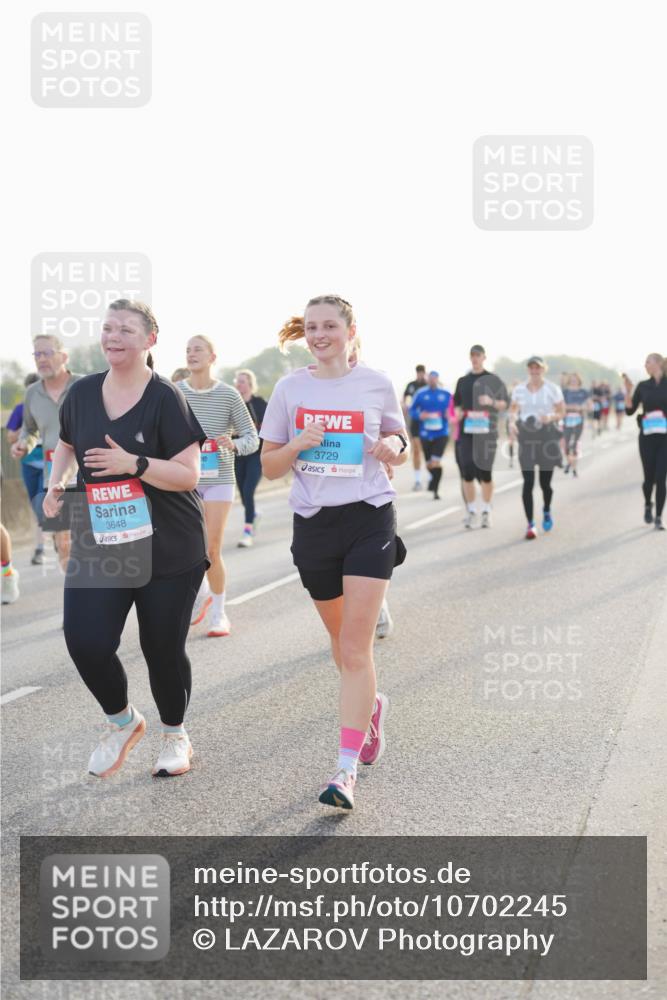 03.10.2026 - Köhlbrandbrückenlauf LAZAROV Photography http://msf.ph/oto/10702245 03.10.2026 09:29:52 Position 3 3648, 3729 meine-sportfotos.de
