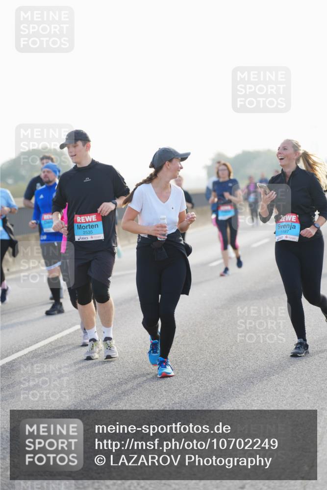 03.10.2026 - Köhlbrandbrückenlauf LAZAROV Photography http://msf.ph/oto/10702249 03.10.2026 09:29:55 Position 3 2535, 1197 meine-sportfotos.de