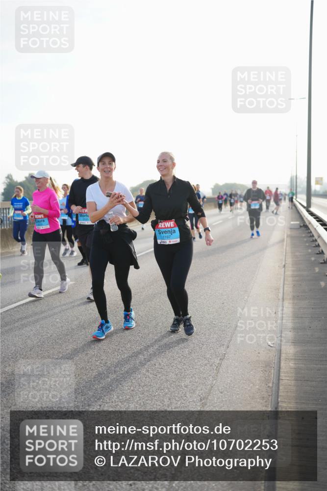 03.10.2026 - Köhlbrandbrückenlauf LAZAROV Photography http://msf.ph/oto/10702253 03.10.2026 09:29:57 Position 3 2535, 1197 meine-sportfotos.de