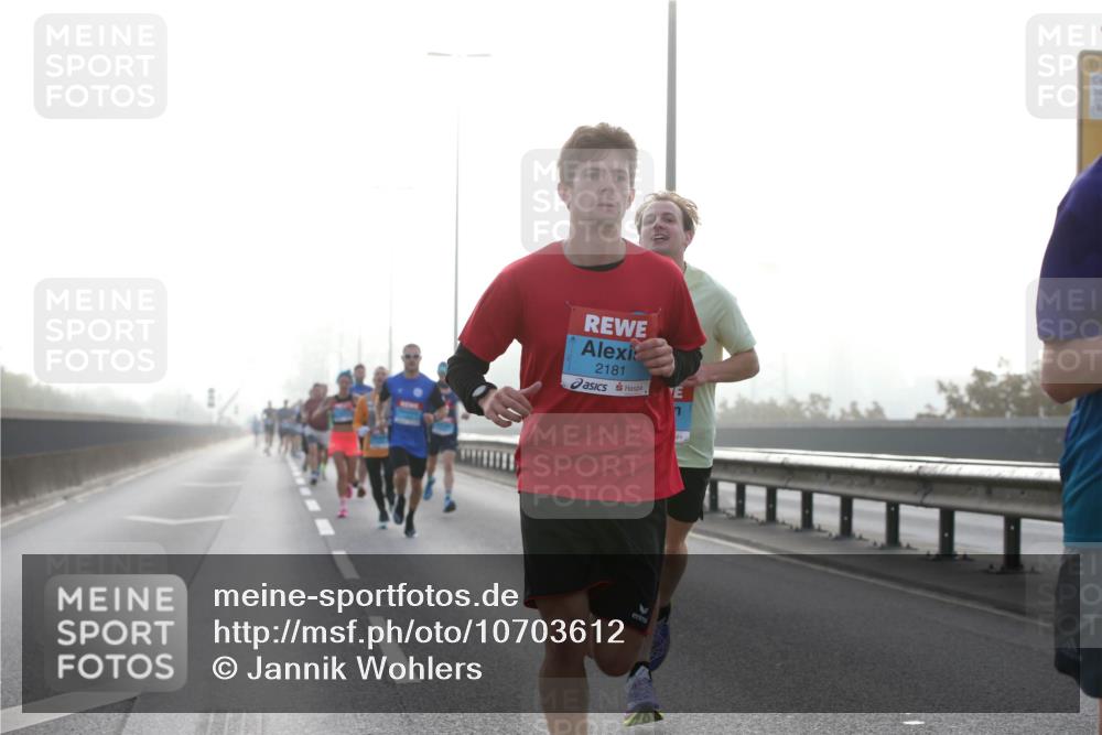 03.10.2026 - Köhlbrandbrückenlauf Jannik Wohlers http://msf.ph/oto/10703612 03.10.2026 09:13:09 Position 3 2181 meine-sportfotos.de