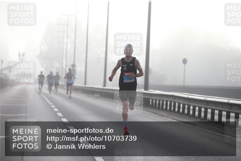 03.10.2026 - Köhlbrandbrückenlauf Jannik Wohlers http://msf.ph/oto/10703739 03.10.2026 09:10:52 Position 3 1508 meine-sportfotos.de