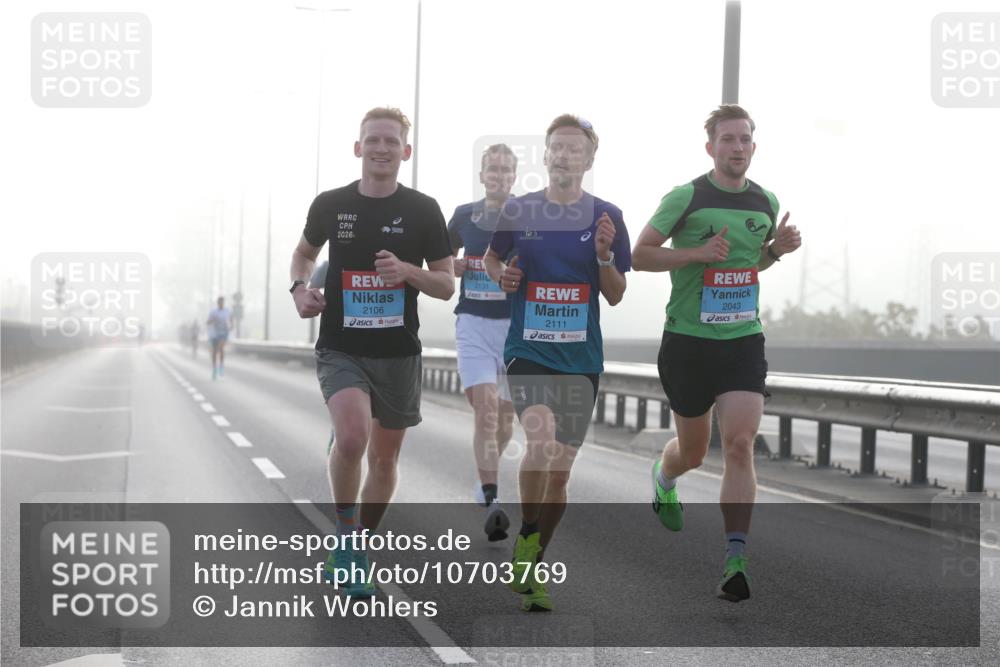 03.10.2026 - Köhlbrandbrückenlauf Jannik Wohlers http://msf.ph/oto/10703769 03.10.2026 09:11:13 Position 3 2026, 2131, 2106, 2111, 2043 meine-sportfotos.de